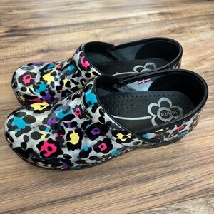 Sanita Womens Colorful Leopard Leather Clogs 39 US 8 Cheetah Shoes